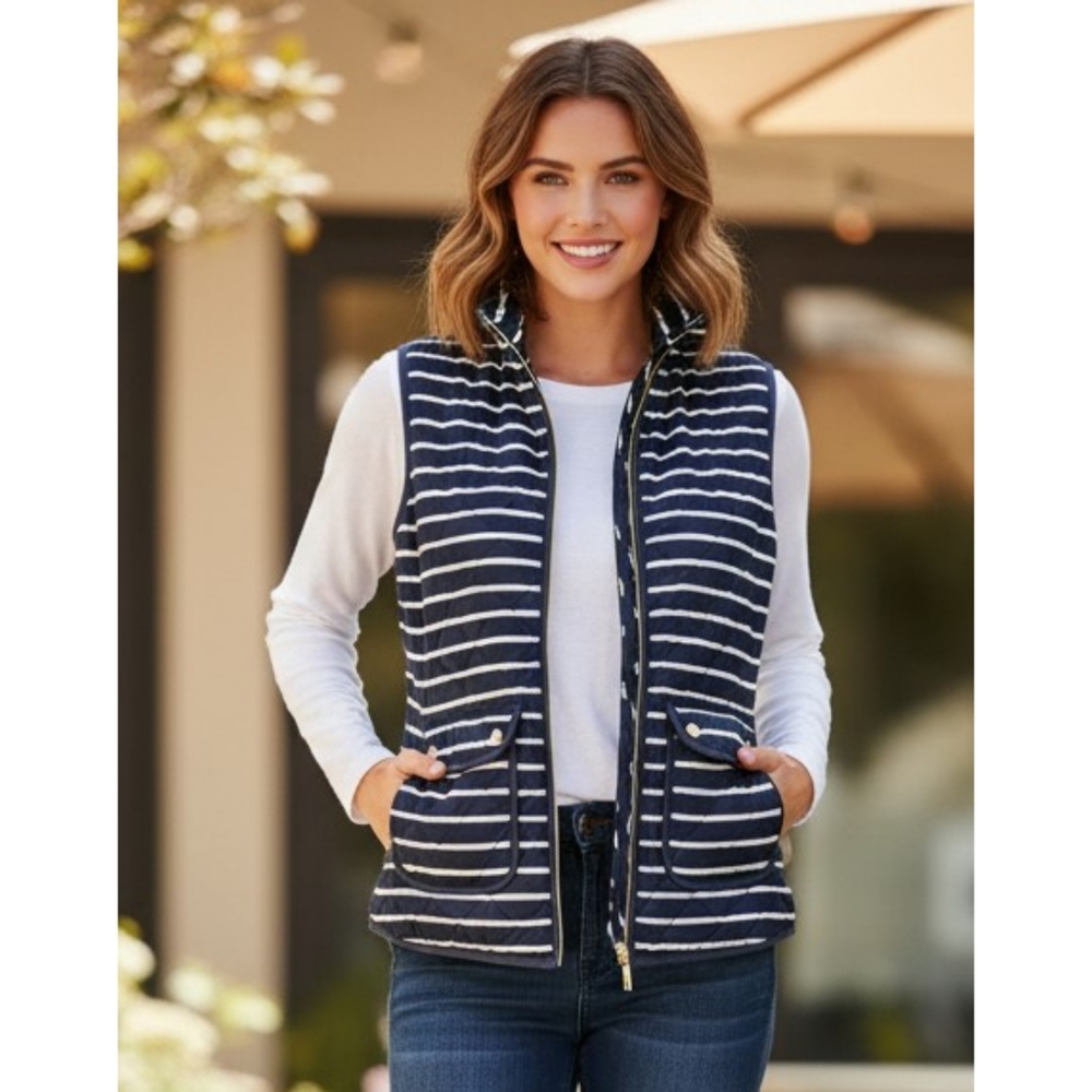 Ac-tiv-ology Striped Zip front Puffy Vest Navy & White Size M